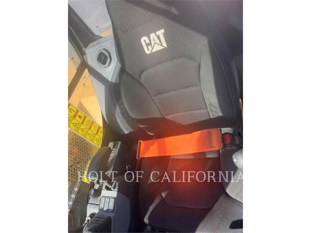 CAT 306 대형 굴삭기 29톤 이상
