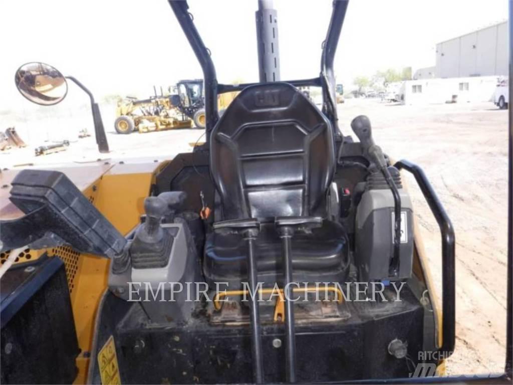 CAT 306-07 OR 대형 굴삭기 29톤 이상
