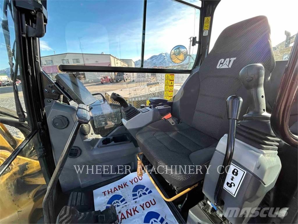 CAT 306 C3 TA 대형 굴삭기 29톤 이상