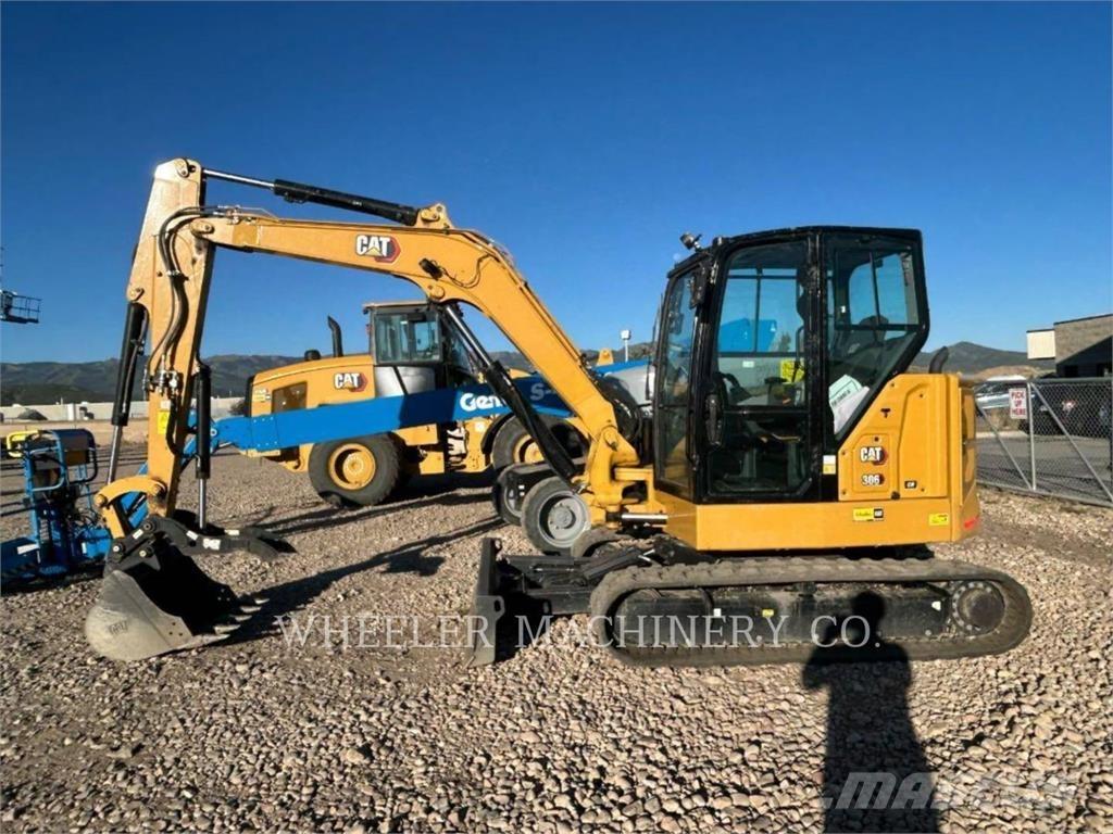 CAT 306 C3 THA 대형 굴삭기 29톤 이상