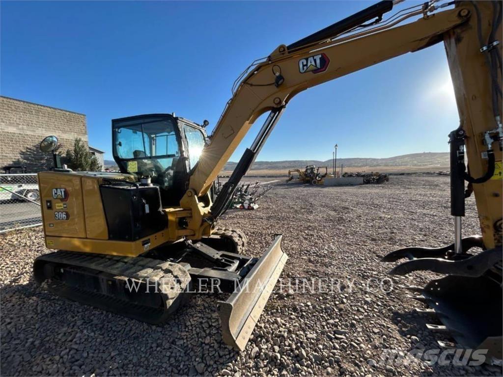 CAT 306 C3 THA 대형 굴삭기 29톤 이상
