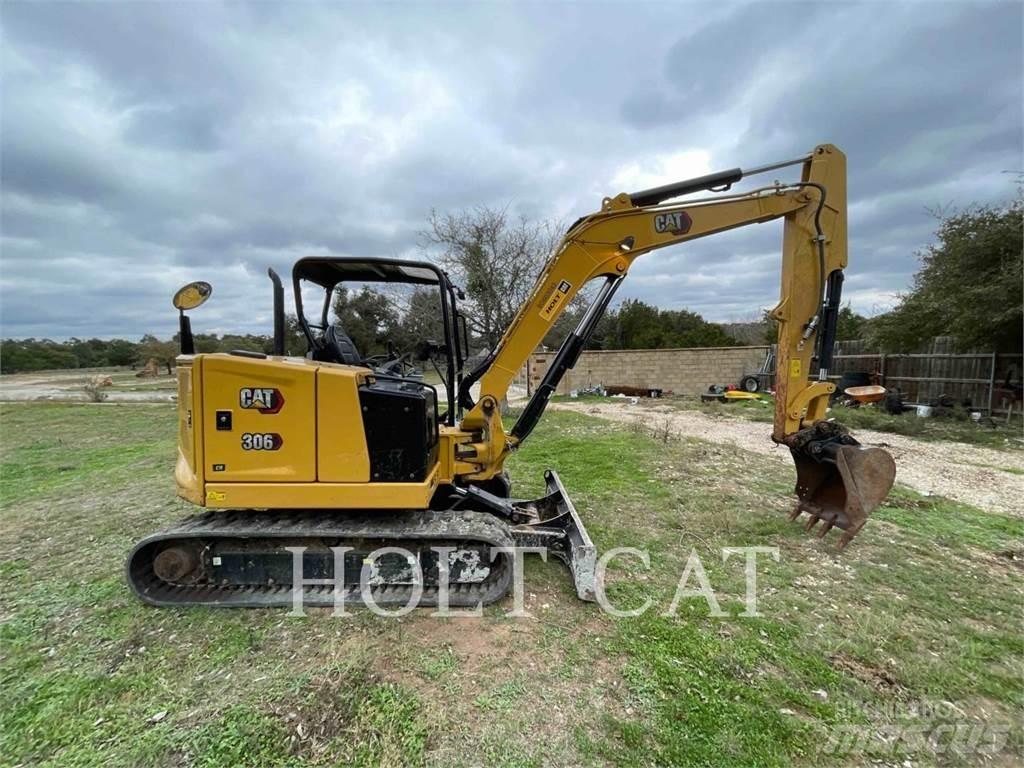 CAT 30607CR 대형 굴삭기 29톤 이상