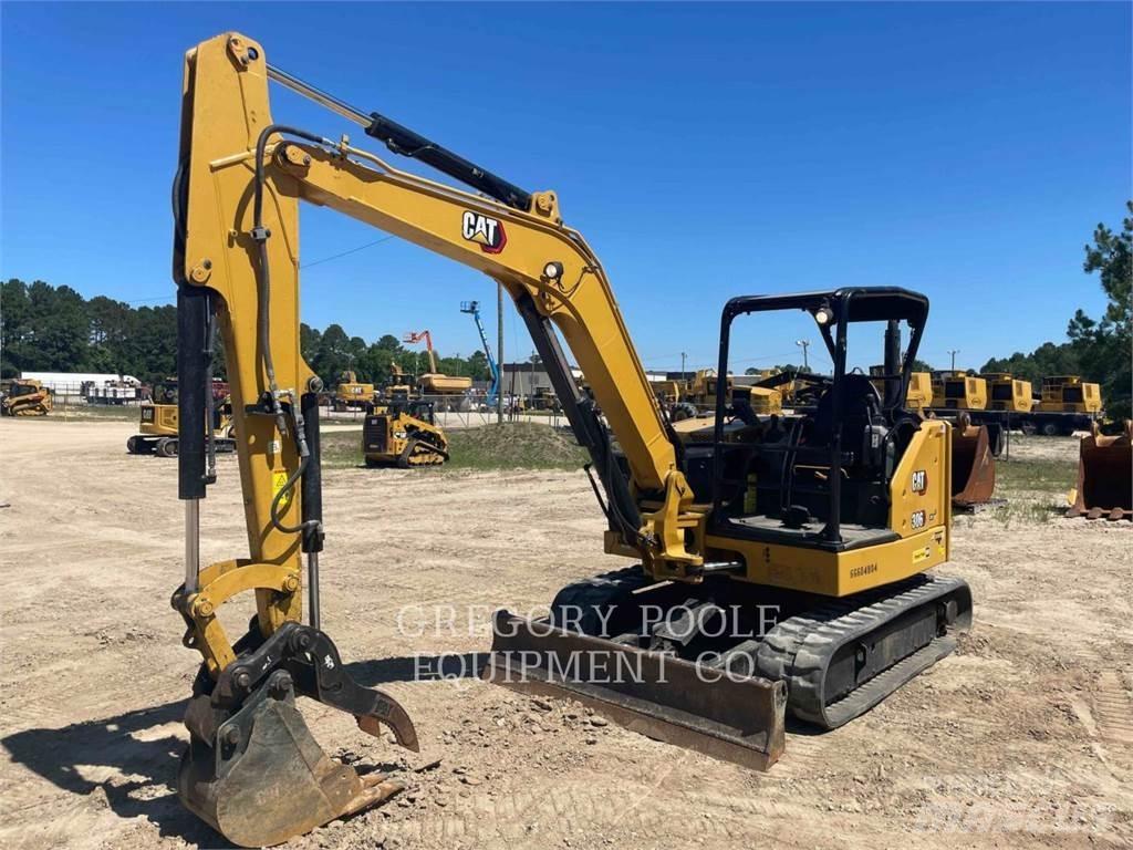 CAT 30607CR 대형 굴삭기 29톤 이상