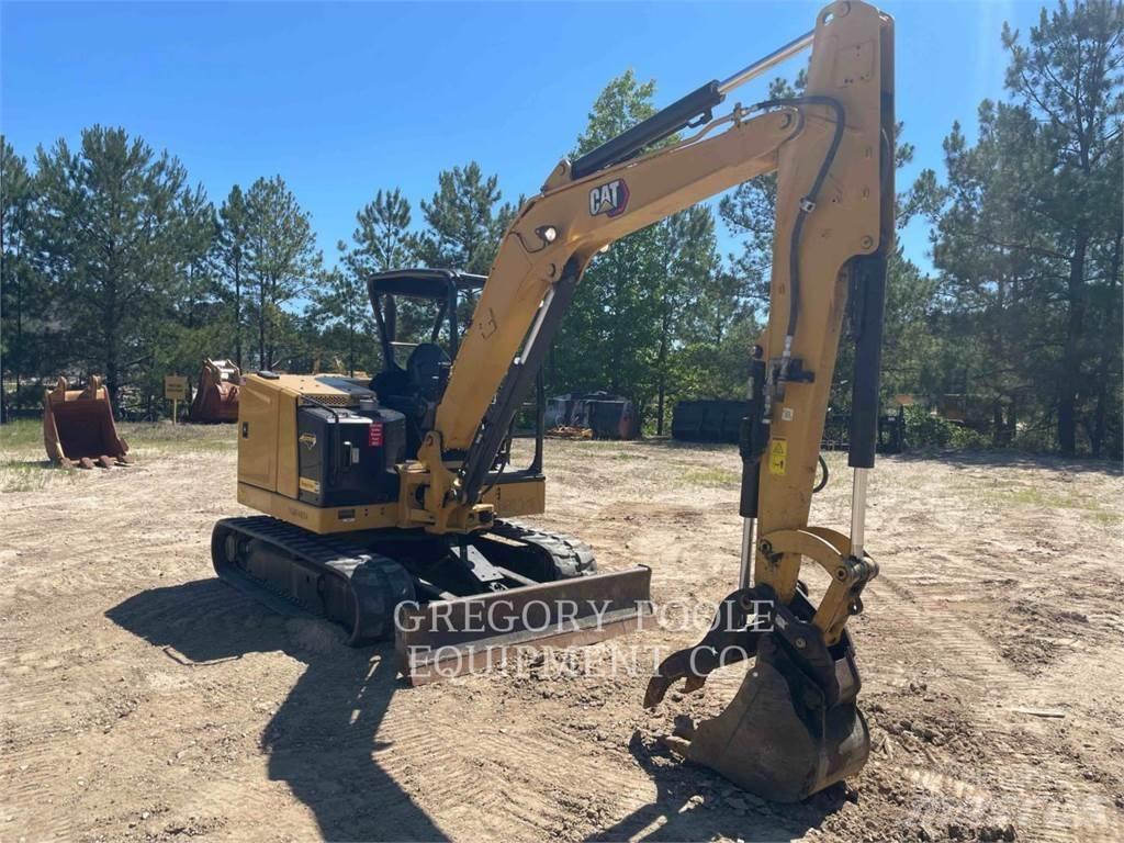 CAT 30607CR 대형 굴삭기 29톤 이상