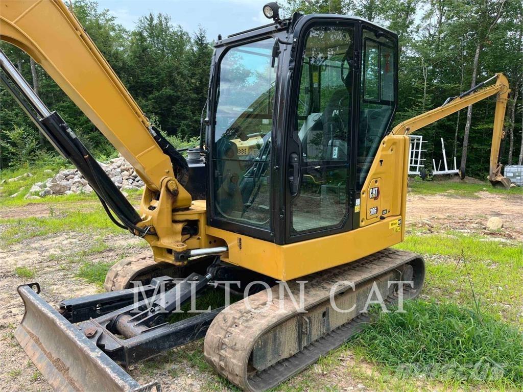 CAT 30607CR 대형 굴삭기 29톤 이상