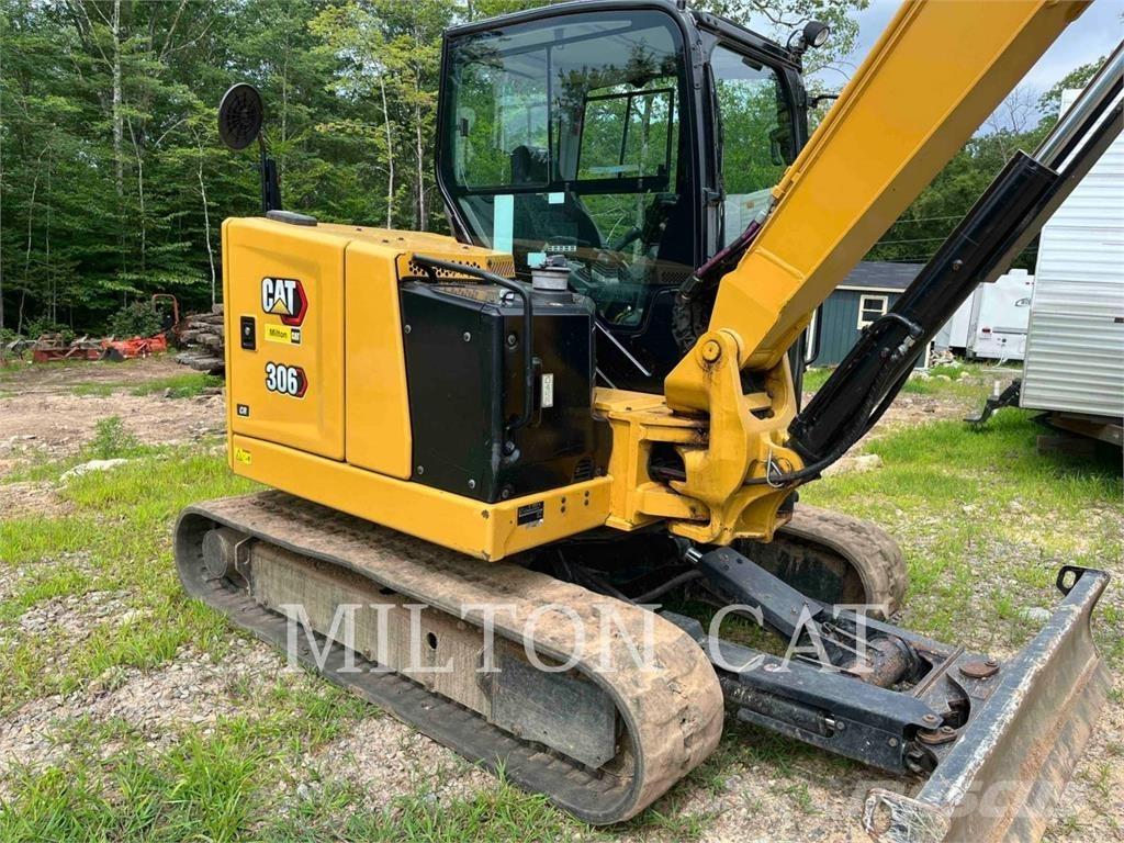 CAT 30607CR 대형 굴삭기 29톤 이상