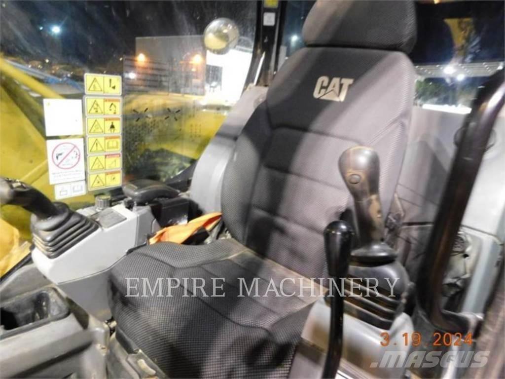 CAT 307.5-07 대형 굴삭기 29톤 이상