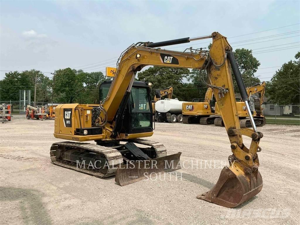 CAT 307E2 대형 굴삭기 29톤 이상
