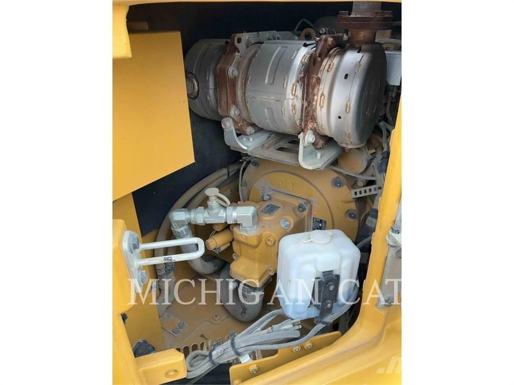 CAT 308 A+ 대형 굴삭기 29톤 이상