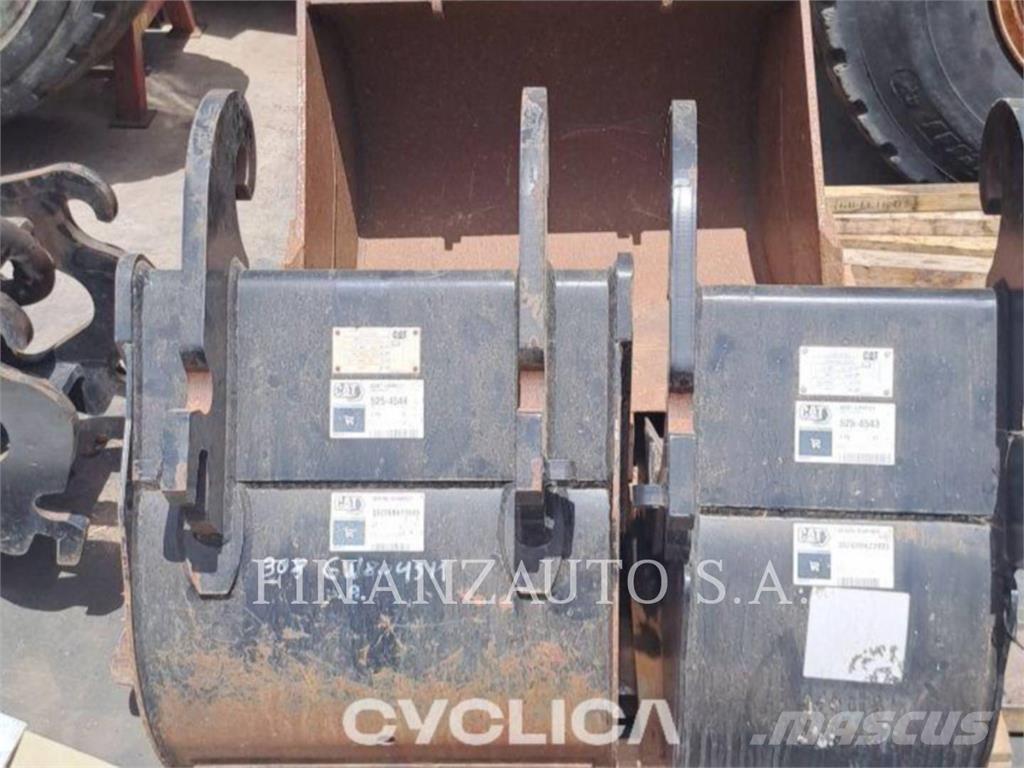 CAT 308 CR 대형 굴삭기 29톤 이상