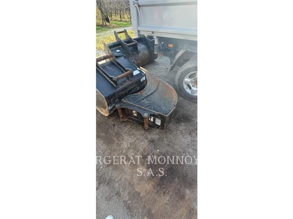 CAT 309 대형 굴삭기 29톤 이상