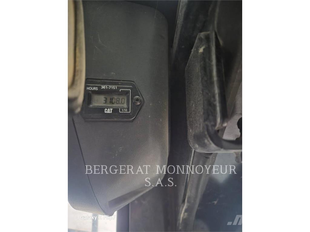 CAT 309 대형 굴삭기 29톤 이상