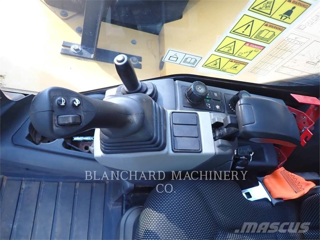CAT 309CR 대형 굴삭기 29톤 이상