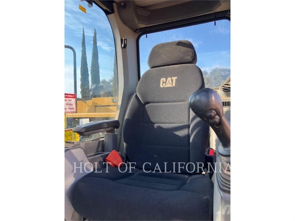 CAT 313 GC 대형 굴삭기 29톤 이상