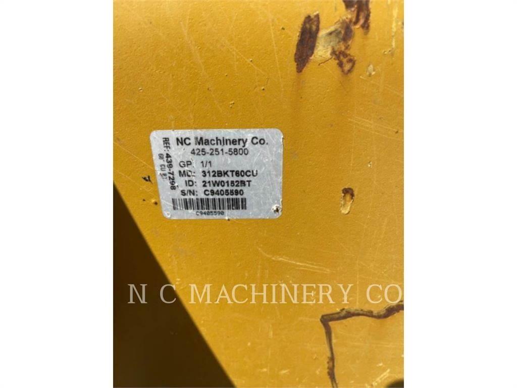 CAT 313BKT60CO 대형 굴삭기 29톤 이상