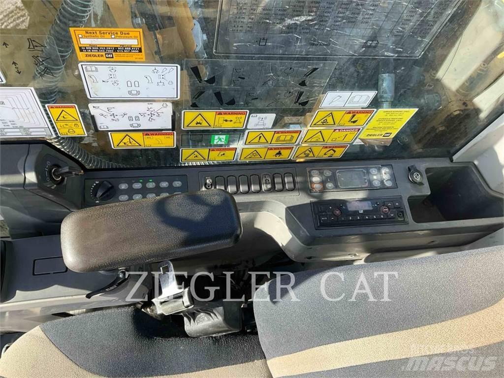 CAT 313F 대형 굴삭기 29톤 이상