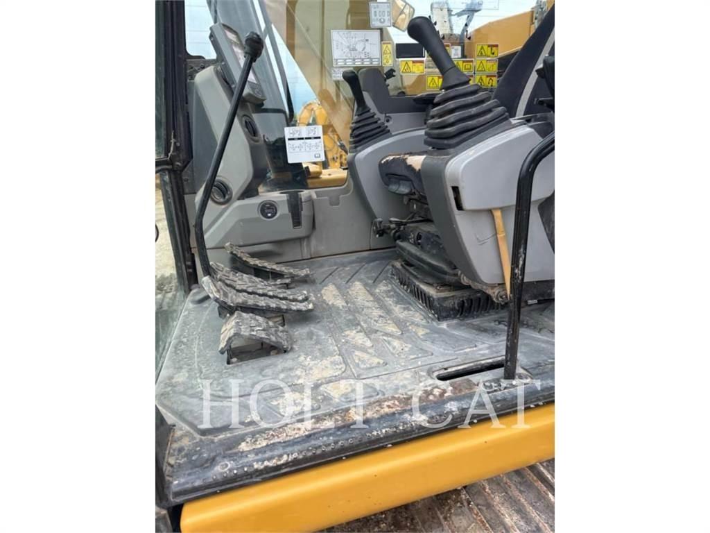 CAT 313FL 대형 굴삭기 29톤 이상