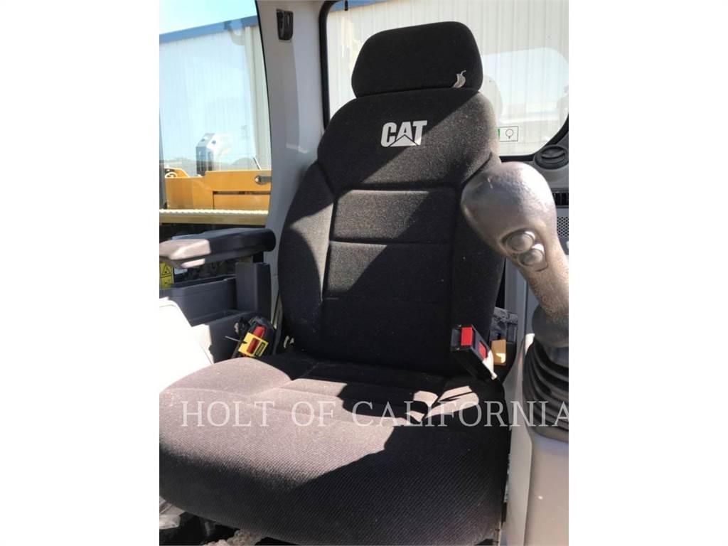 CAT 313GC 대형 굴삭기 29톤 이상