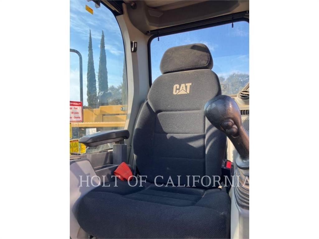 CAT 313GC 대형 굴삭기 29톤 이상