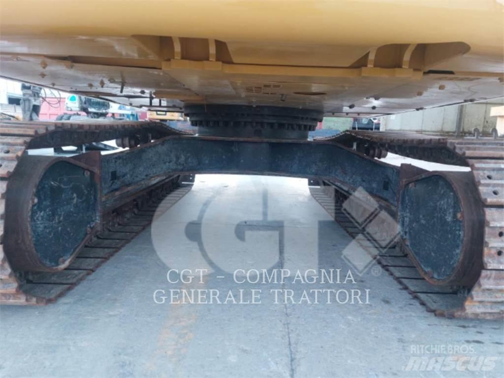 CAT 313GC 대형 굴삭기 29톤 이상