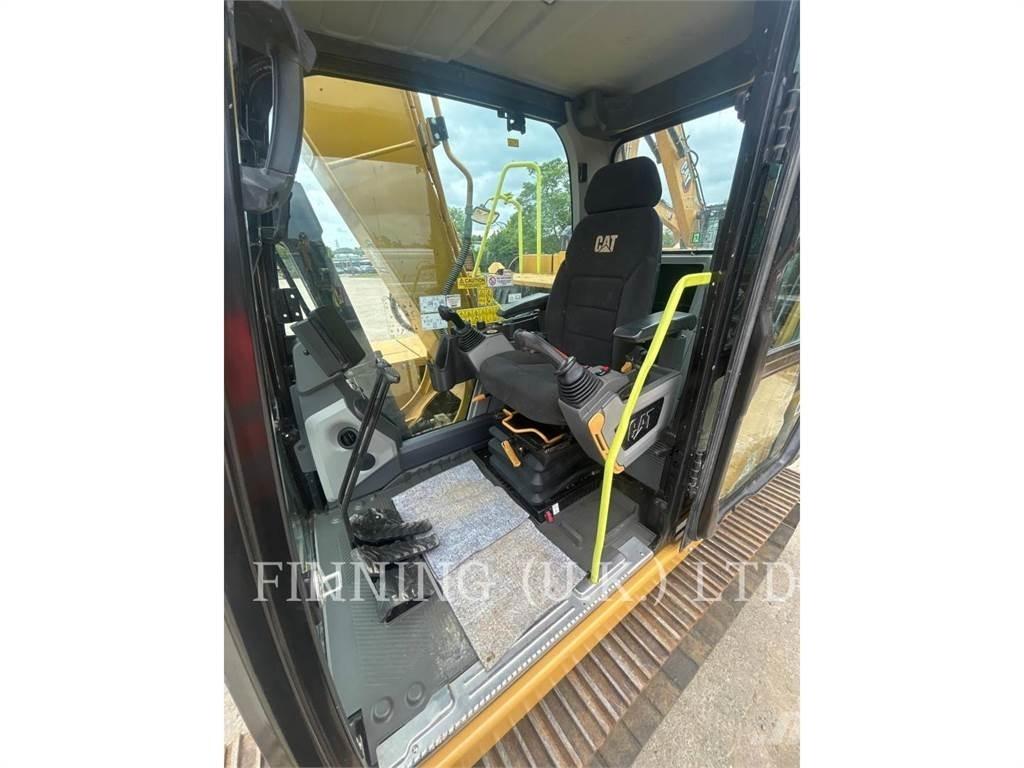 CAT 313GC 대형 굴삭기 29톤 이상