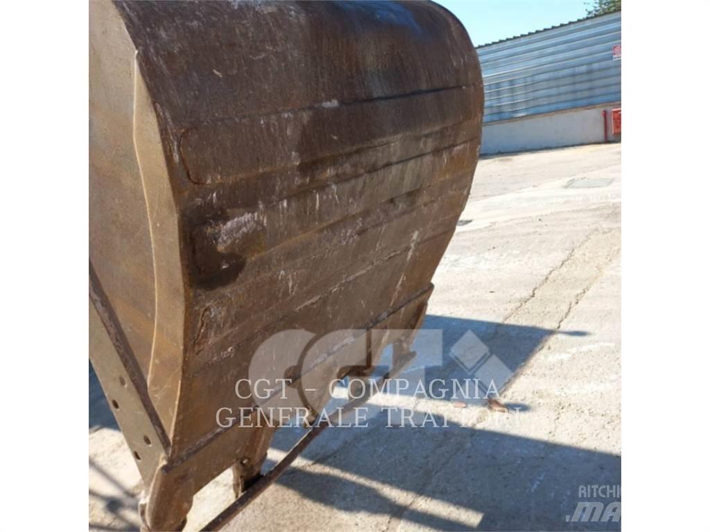 CAT 318F 대형 굴삭기 29톤 이상