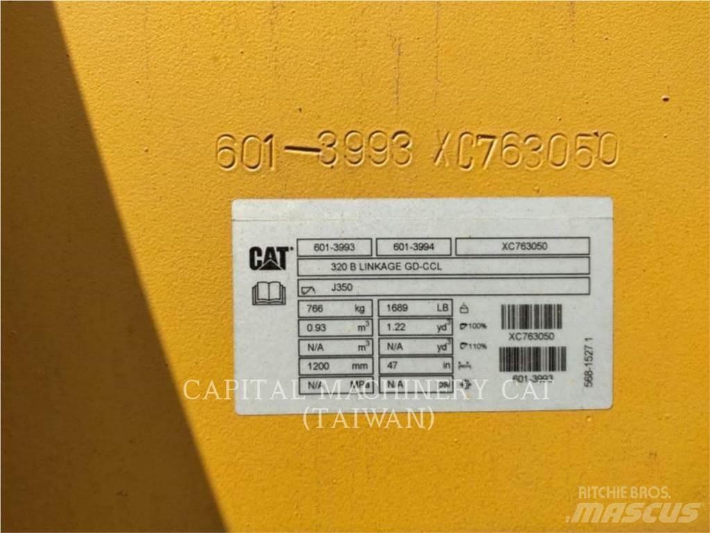 CAT 320 버켓