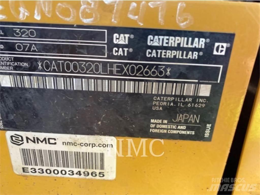 CAT 320 대형 굴삭기 29톤 이상