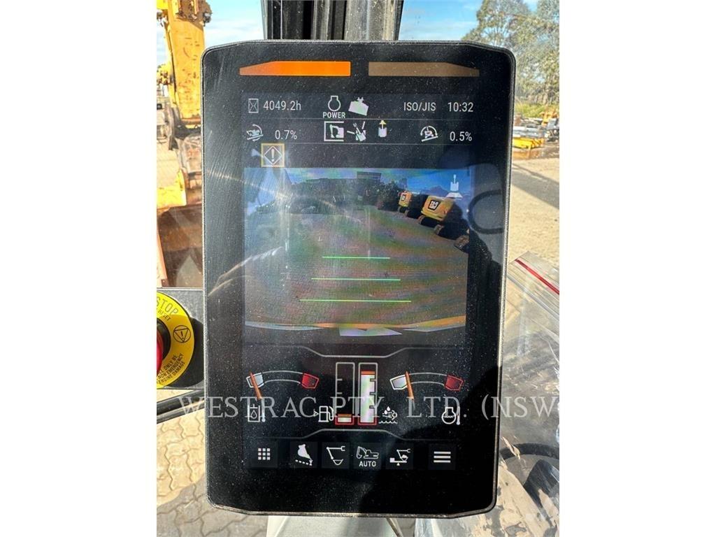 CAT 320 대형 굴삭기 29톤 이상