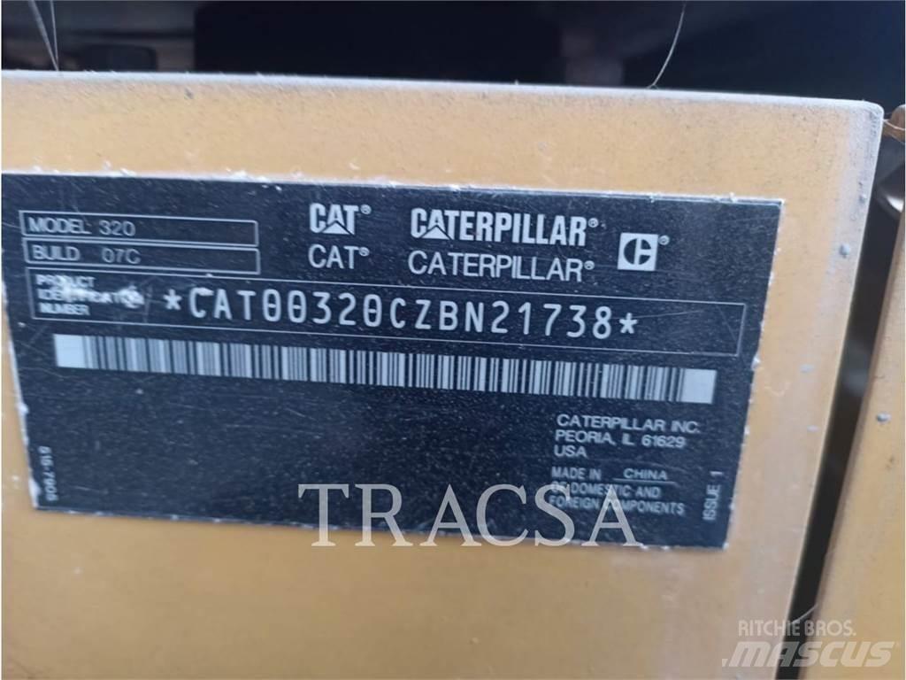 CAT 320 대형 굴삭기 29톤 이상