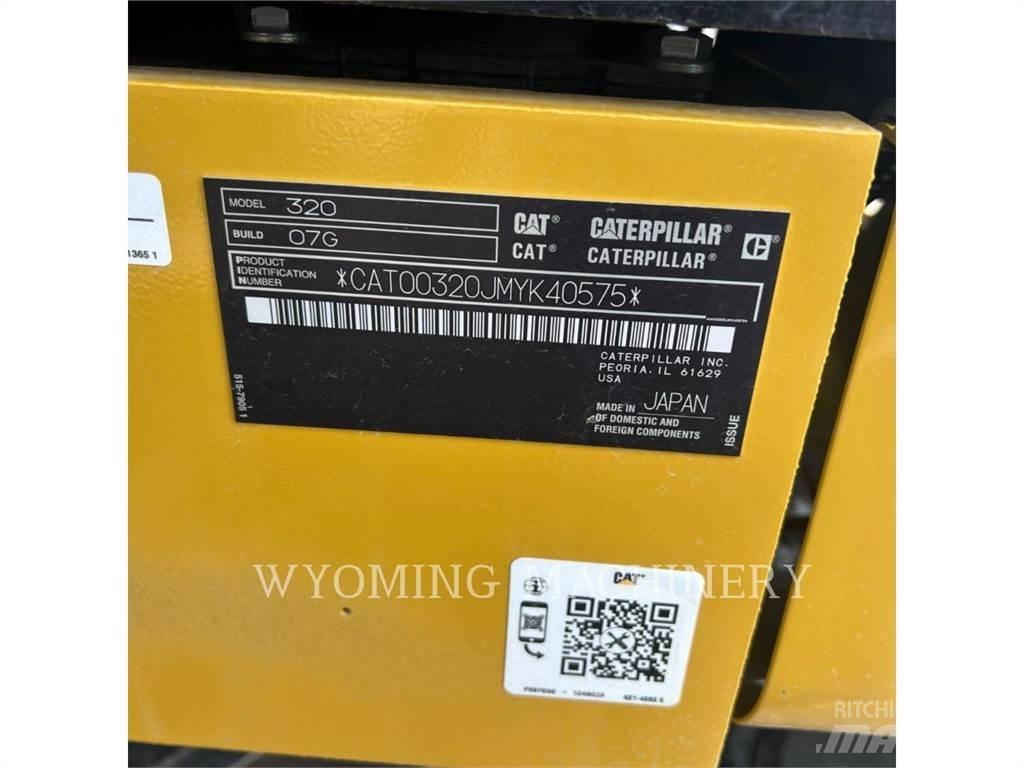 CAT 320 대형 굴삭기 29톤 이상