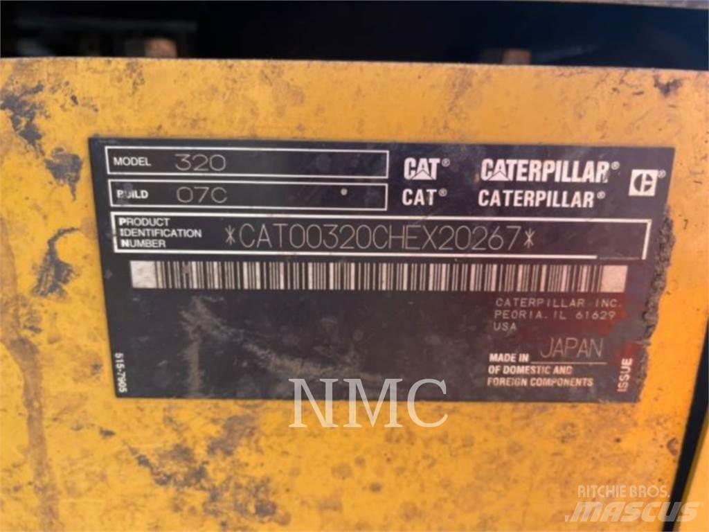 CAT 320 대형 굴삭기 29톤 이상