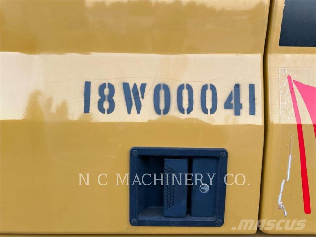 CAT 320 대형 굴삭기 29톤 이상