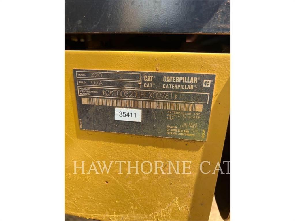 CAT 320-07 대형 굴삭기 29톤 이상