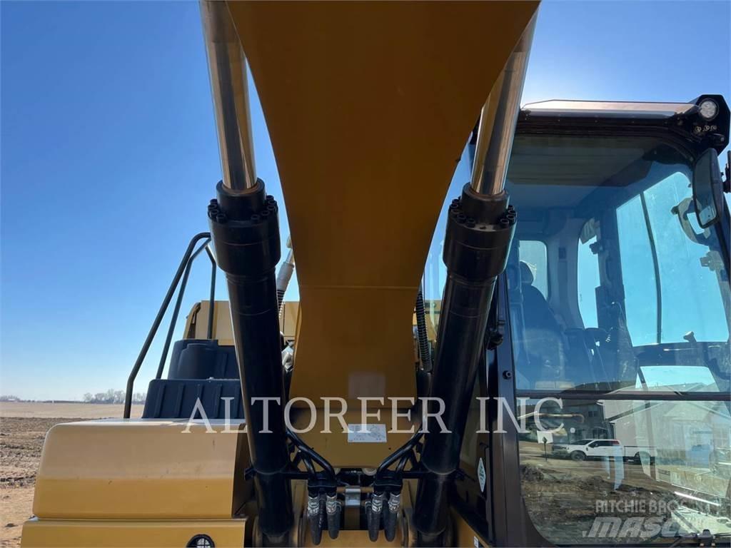 CAT 320-07 대형 굴삭기 29톤 이상