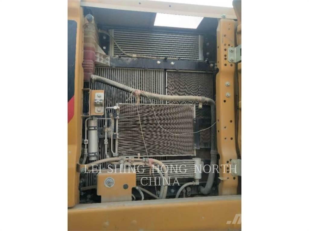 CAT 320-07 대형 굴삭기 29톤 이상