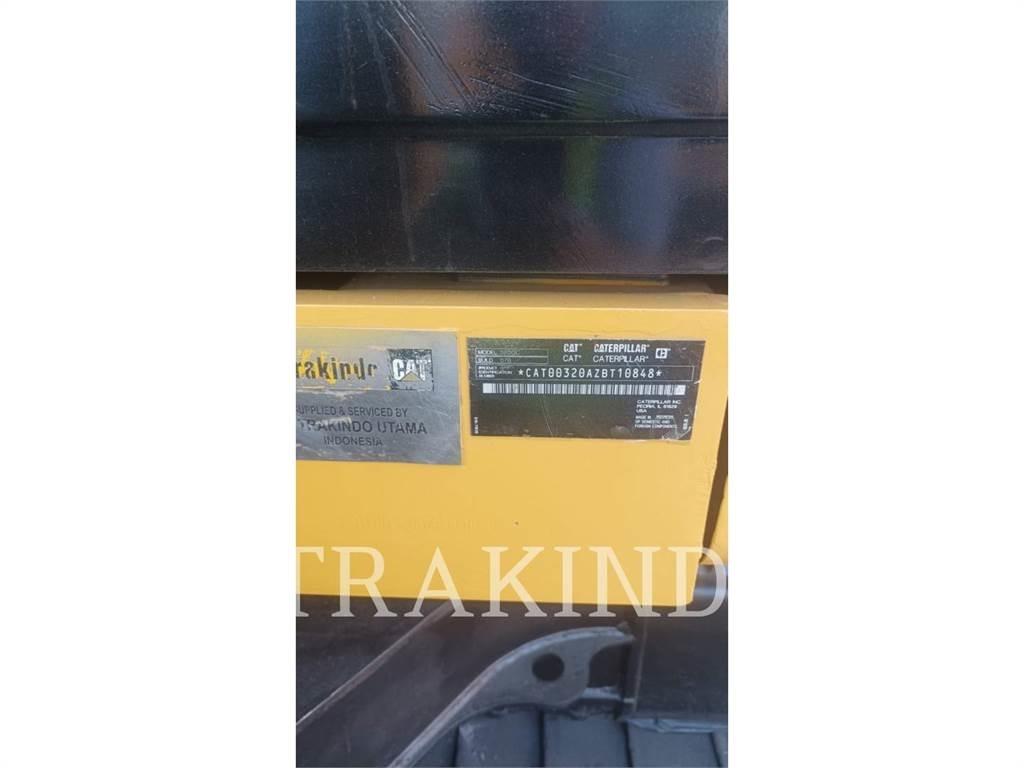 CAT 320-07GC 대형 굴삭기 29톤 이상