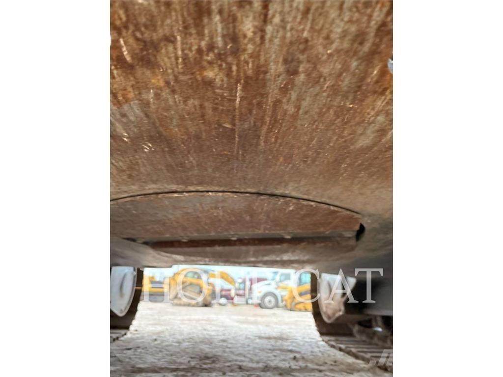 CAT 320 TC 대형 굴삭기 29톤 이상