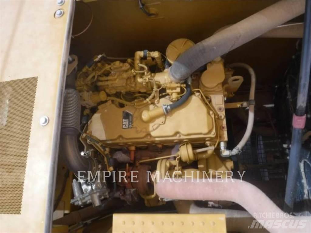 CAT 32007 대형 굴삭기 29톤 이상