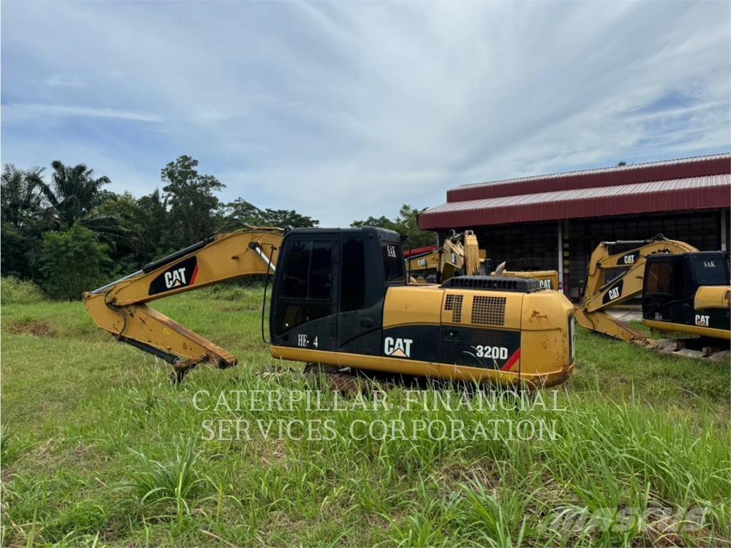 CAT 320D 대형 굴삭기 29톤 이상