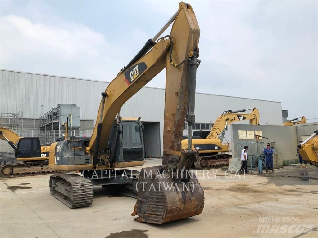CAT 320D2 대형 굴삭기 29톤 이상