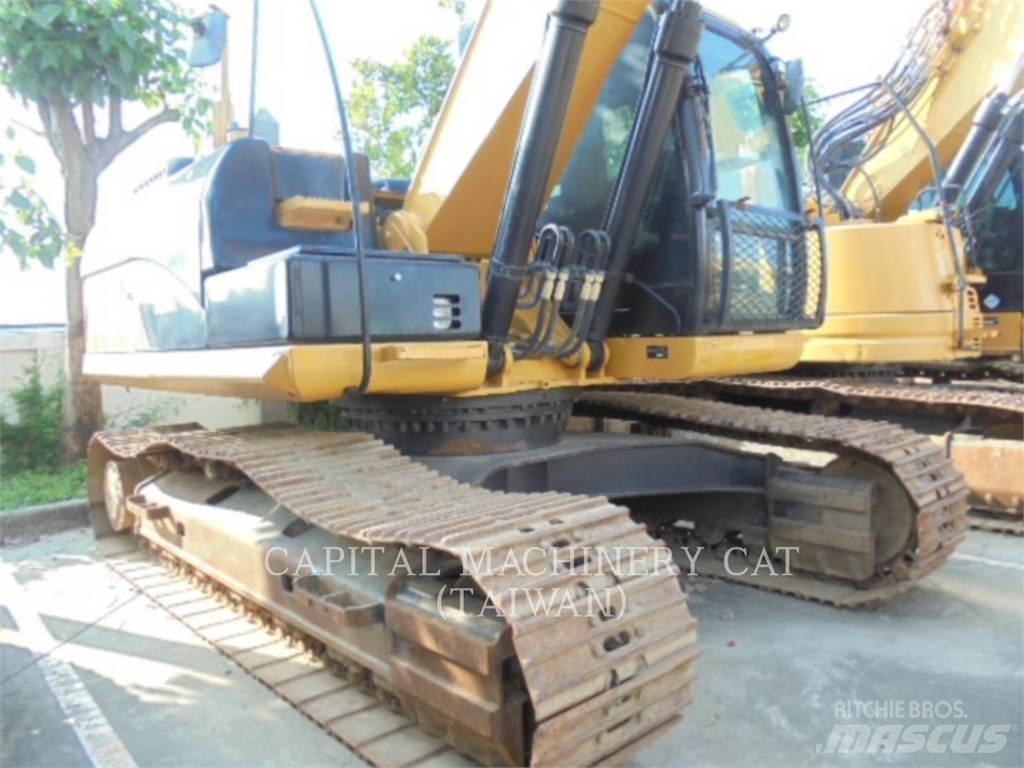 CAT 320D2 대형 굴삭기 29톤 이상