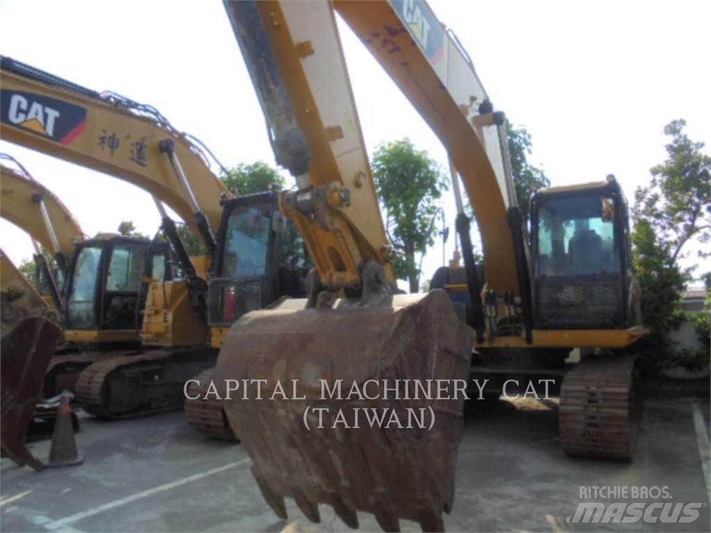 CAT 320D2 대형 굴삭기 29톤 이상