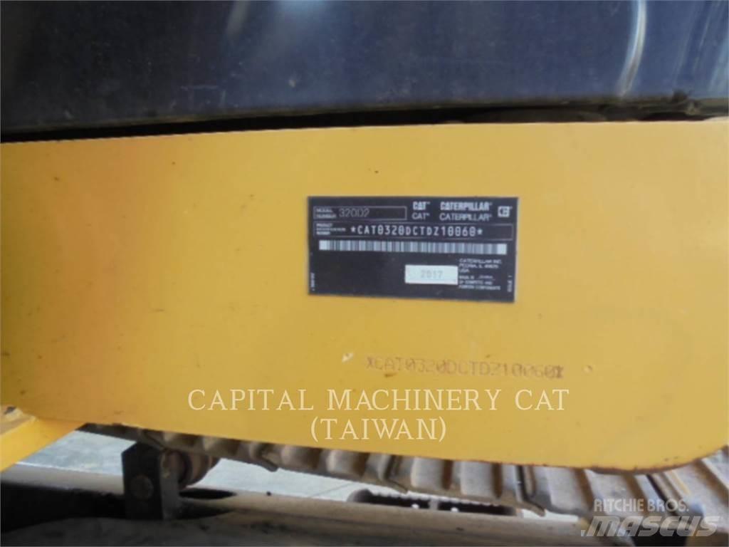 CAT 320D2 대형 굴삭기 29톤 이상
