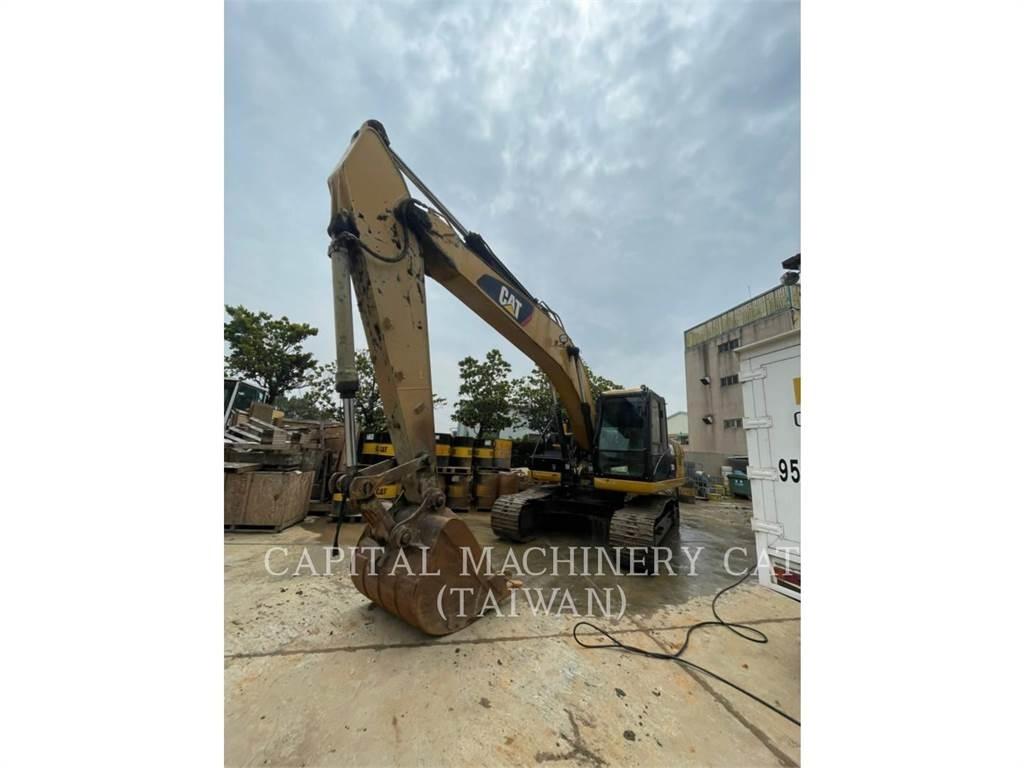 CAT 320D2 대형 굴삭기 29톤 이상