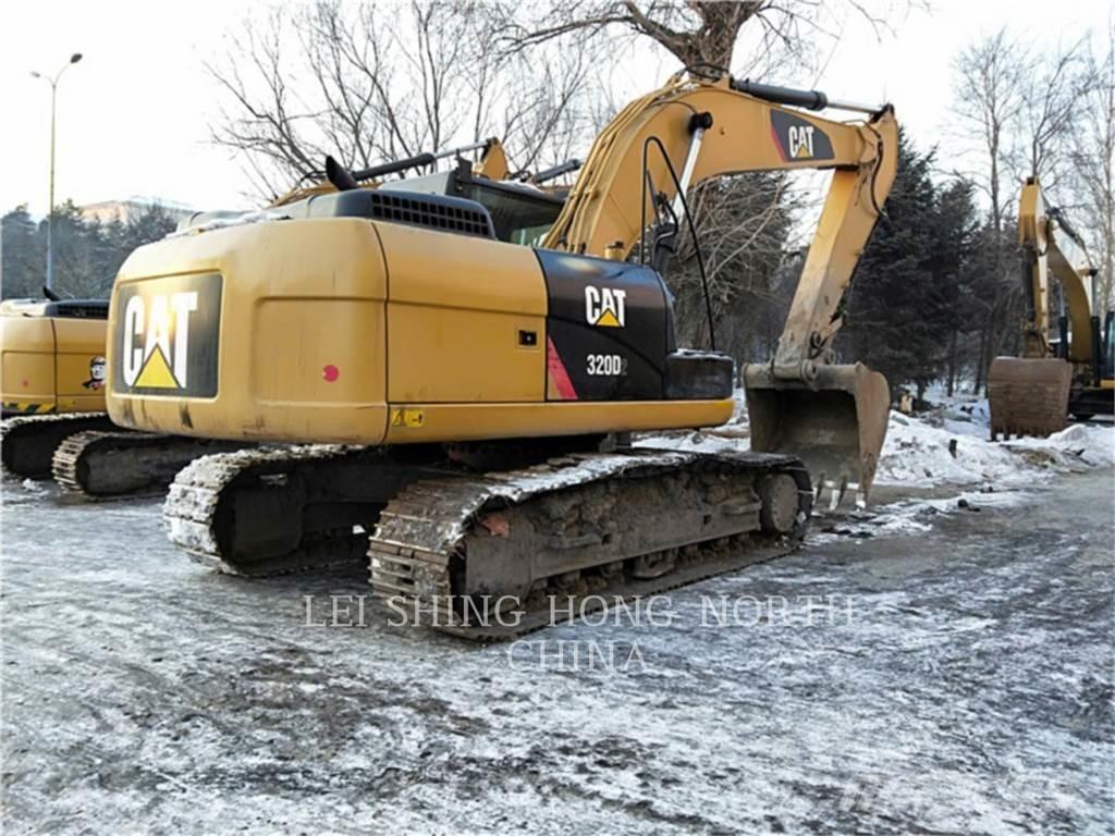 CAT 320D2 대형 굴삭기 29톤 이상