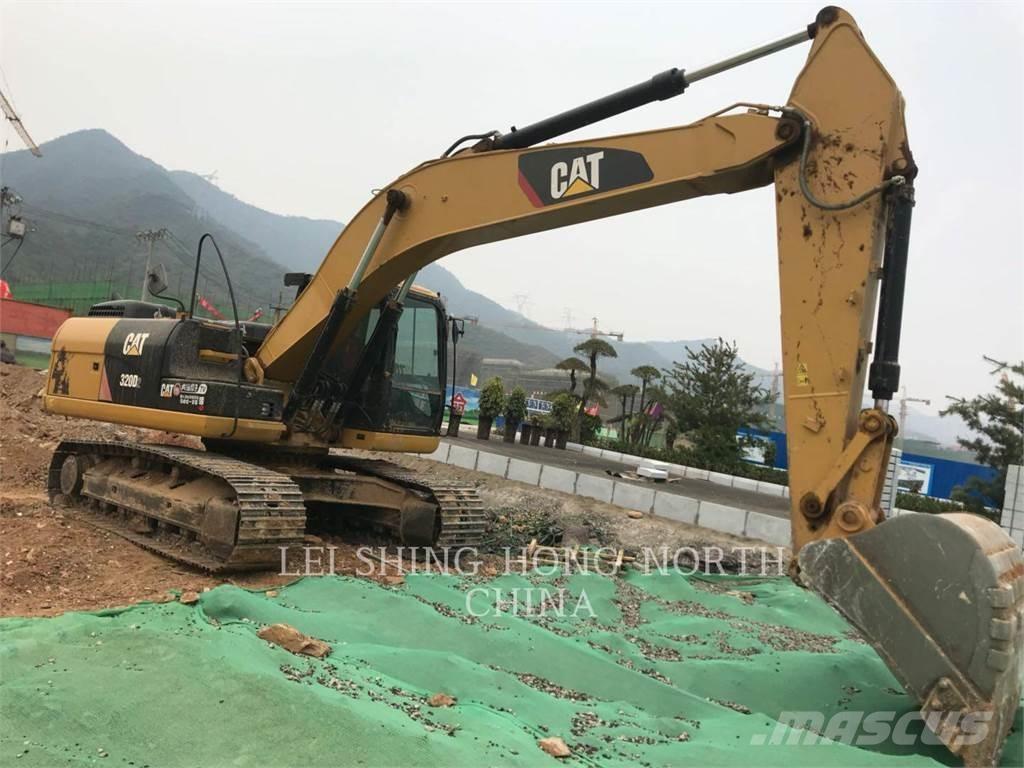 CAT 320D2 대형 굴삭기 29톤 이상