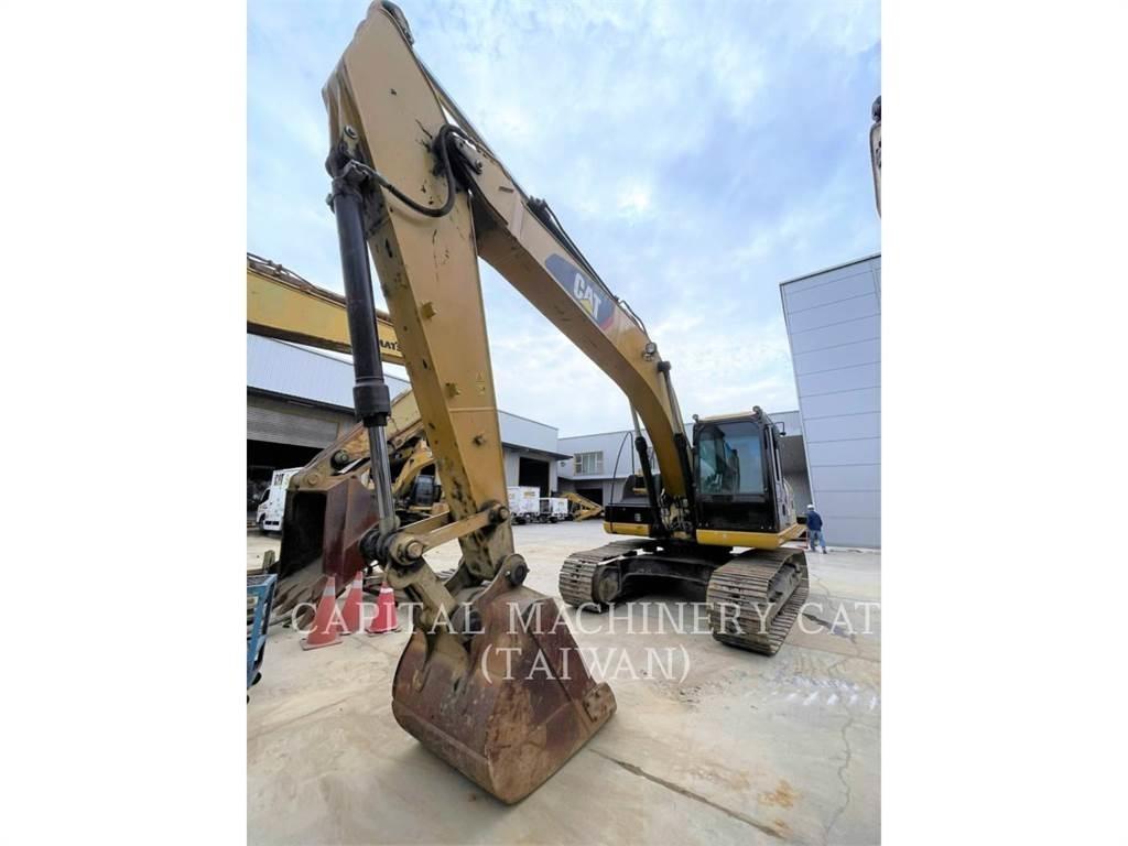 CAT 320D2 대형 굴삭기 29톤 이상