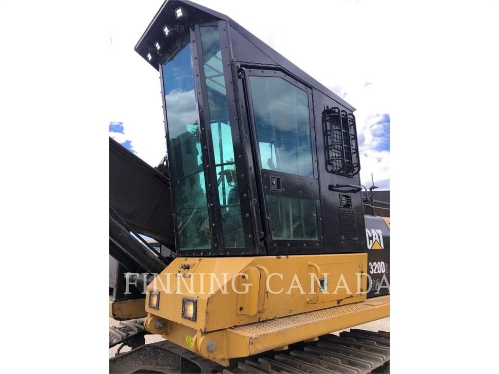 CAT 320D2 FM 굴삭기