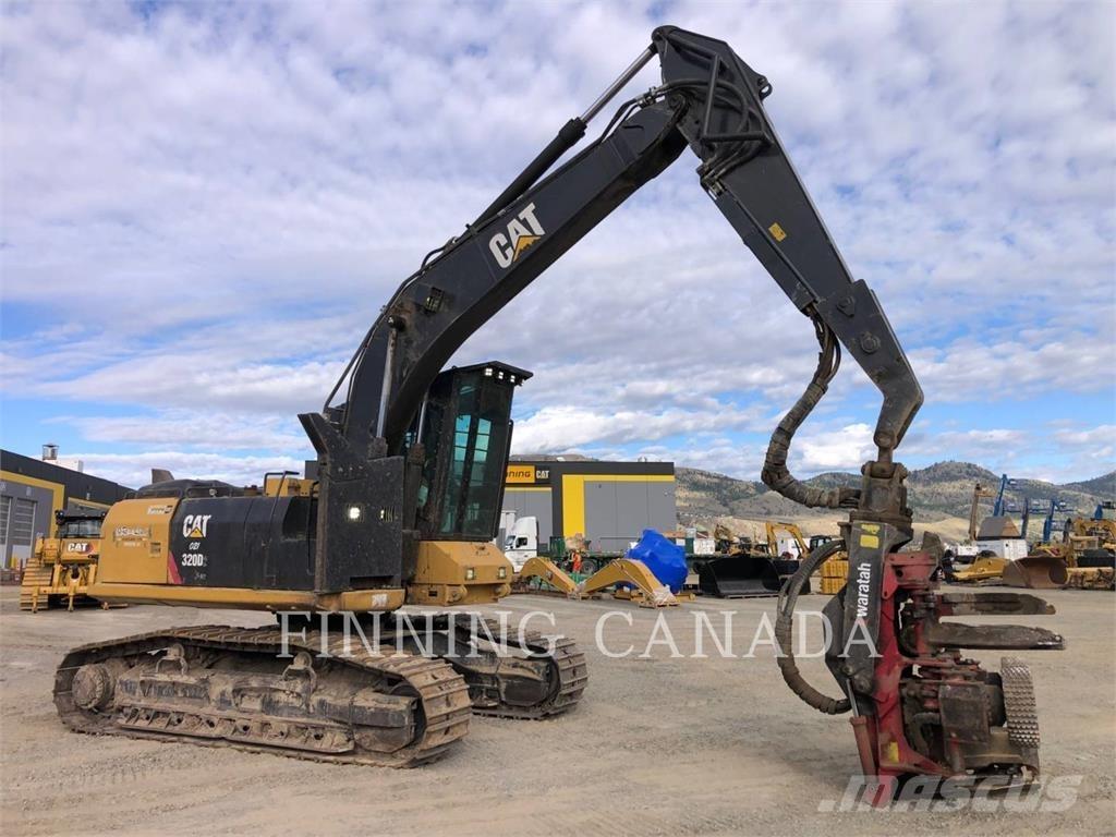 CAT 320D2 FM 굴삭기